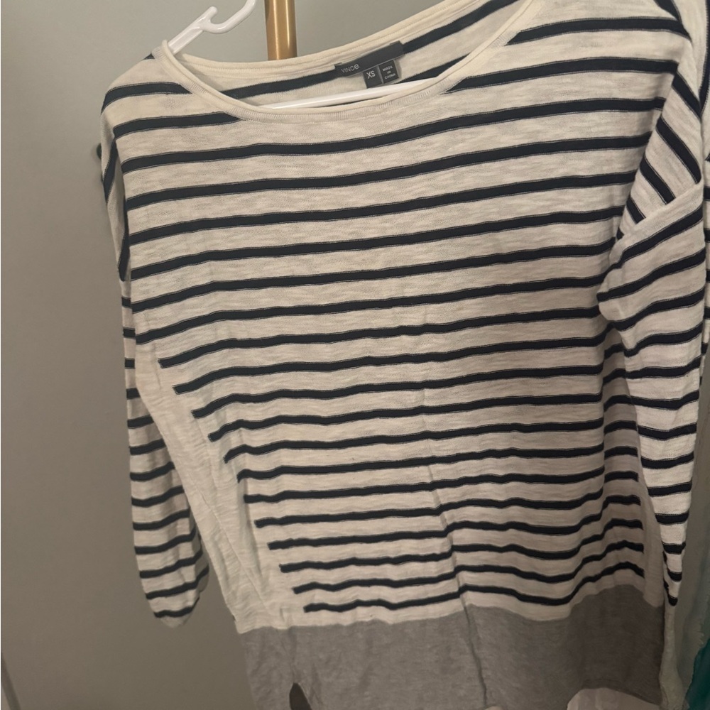 Vince black striped knit top xs